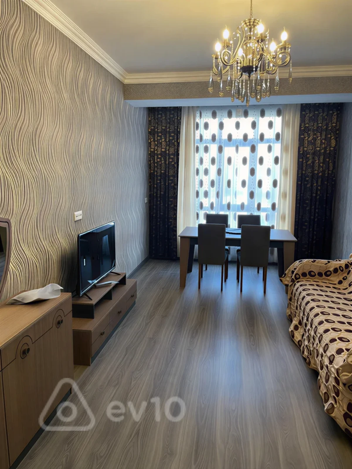 Kirayə verilir 3 otaqlı yeni tikili 102 m²