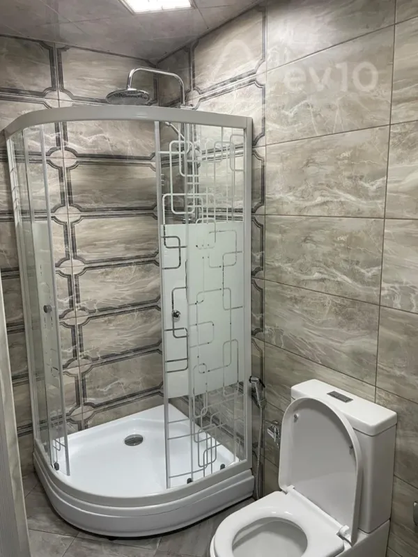 Kirayə verilir 3 otaqlı yeni tikili 102 m²
