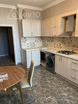 Kirayə verilir 3 otaqlı yeni tikili 102 m²