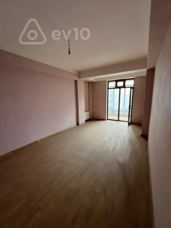 Satılır 6 otaqlı yeni tikili 280 m²