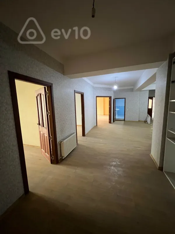 Satılır 6 otaqlı yeni tikili 280 m²