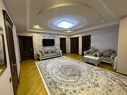 Kirayə verilir 4 otaqlı yeni tikili 198 m² — Bakı, Xətai 4 otaq 198.00 m²