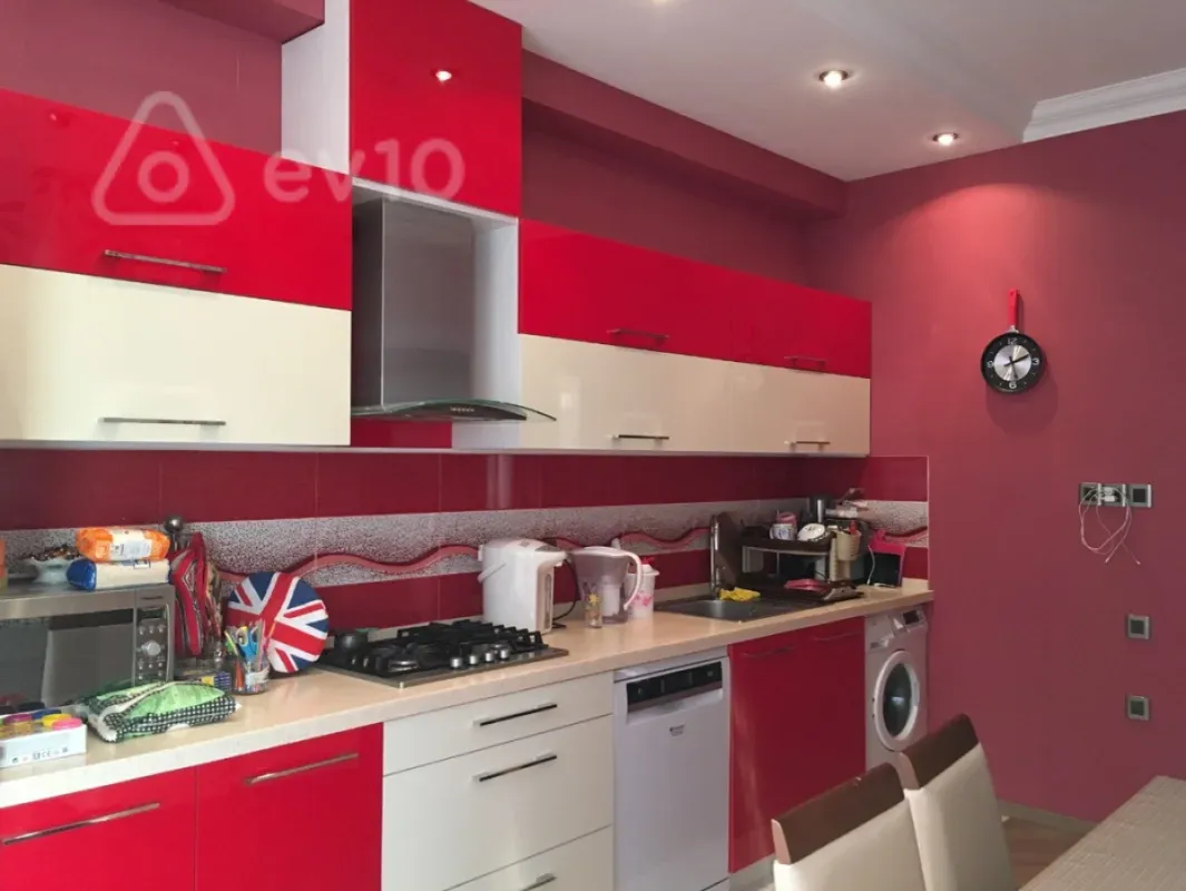 Satılır 2 otaqlı yeni tikili 86 m²