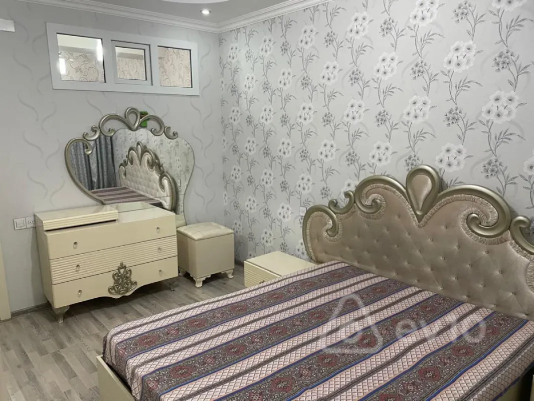 Kirayə verilir 3 otaqlı yeni tikili 100 m²