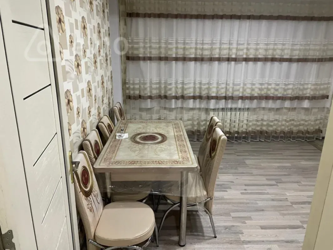 Kirayə verilir 3 otaqlı yeni tikili 100 m²