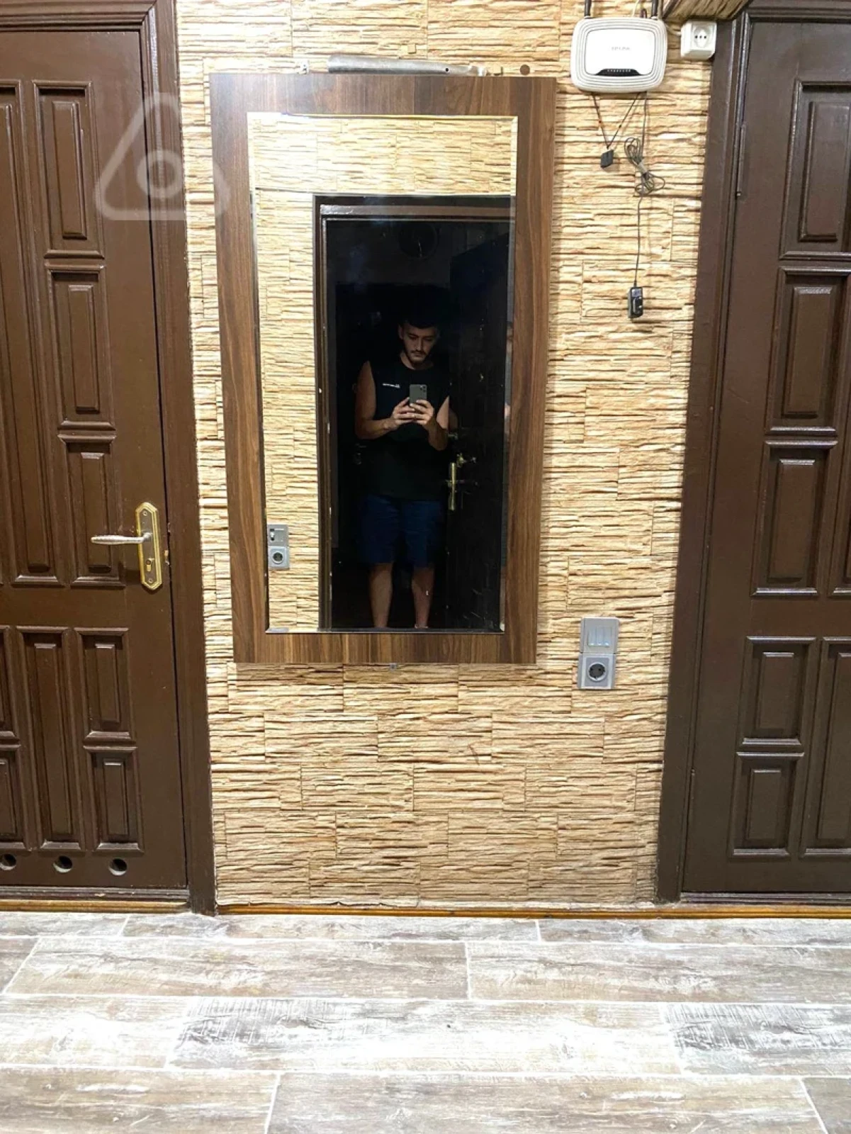 Kirayə verilir 2 otaqlı köhnə tikili 65 m²