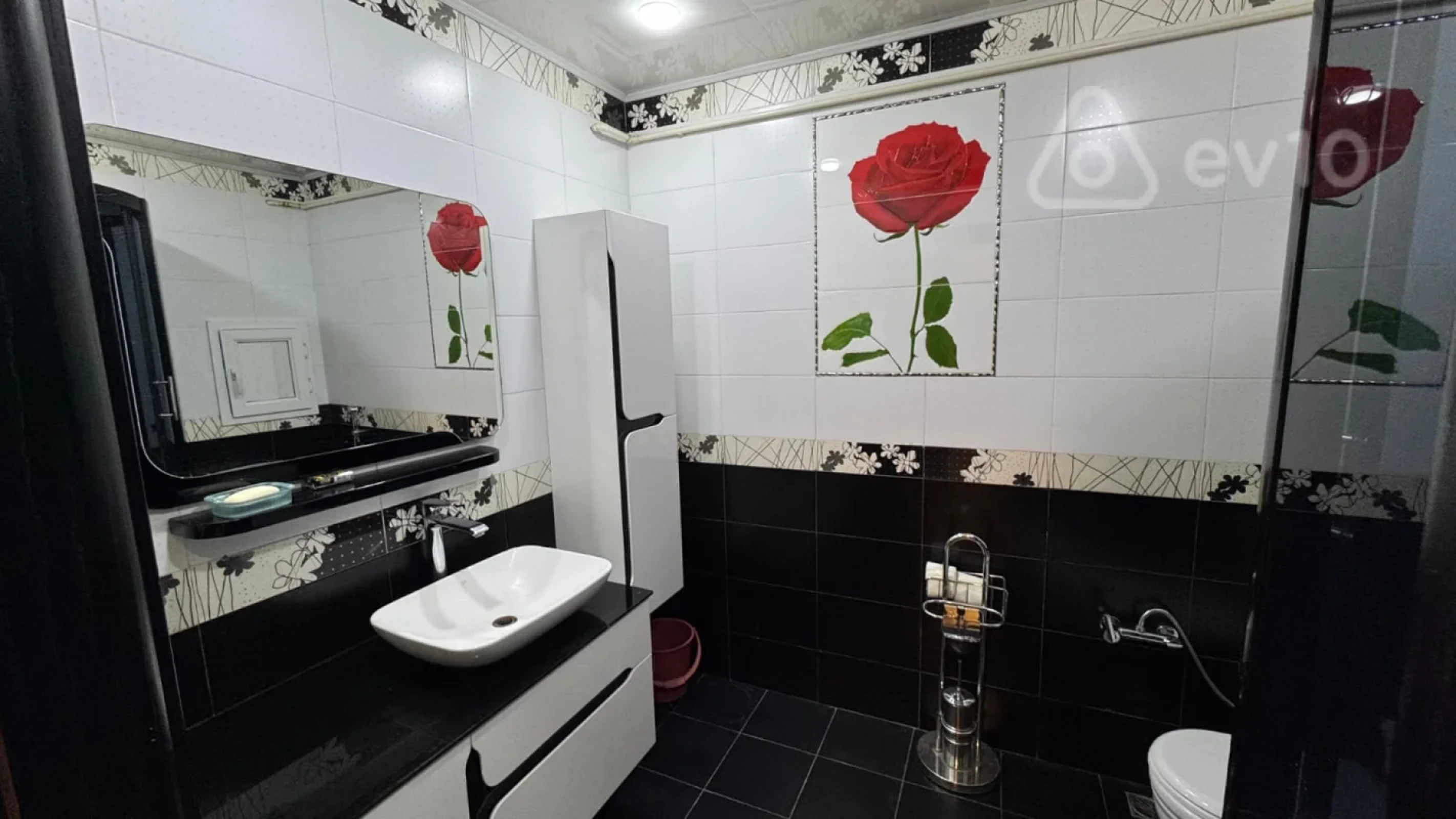 Kirayə verilir 3 otaqlı yeni tikili 110 m²