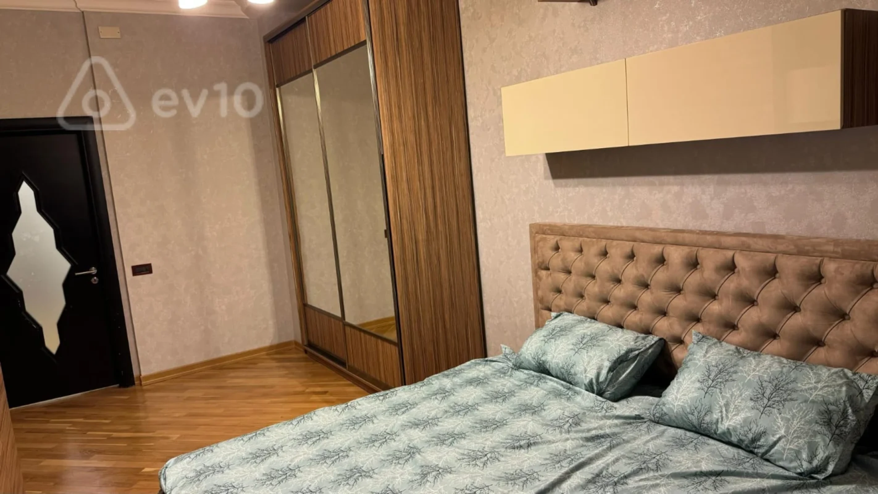 Kirayə verilir 3 otaqlı yeni tikili 110 m²