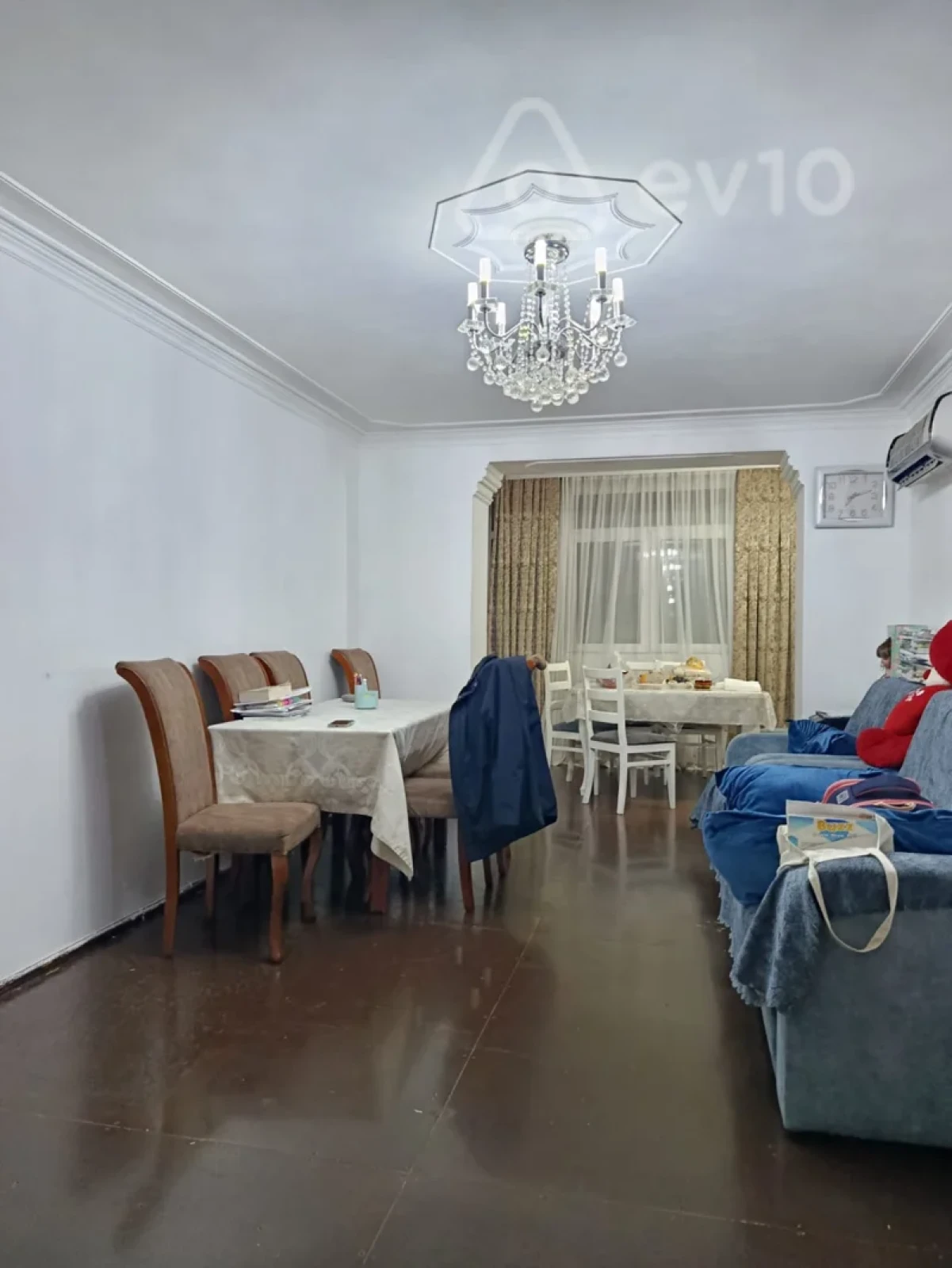 Satılır 3 otaqlı köhnə tikili 75 m²
