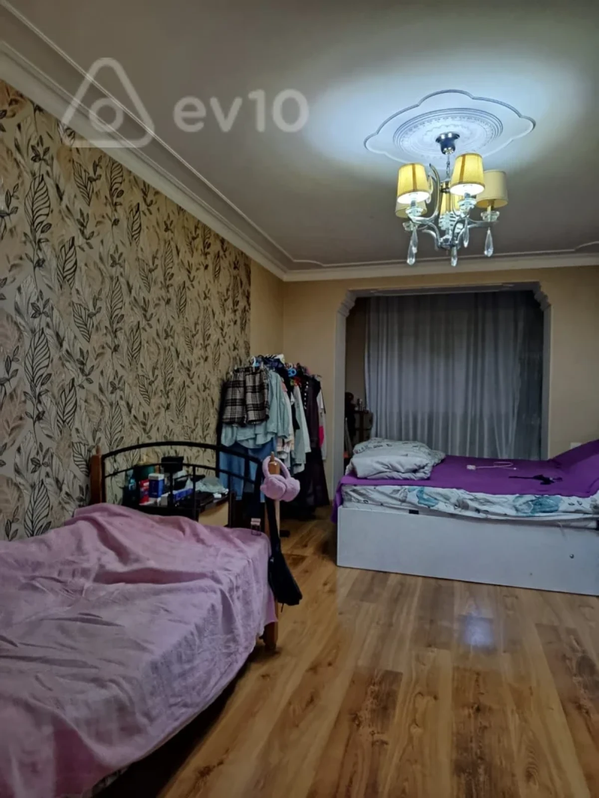Satılır 3 otaqlı köhnə tikili 75 m²