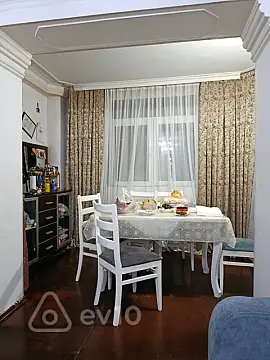 Satılır 3 otaqlı köhnə tikili 75 m²