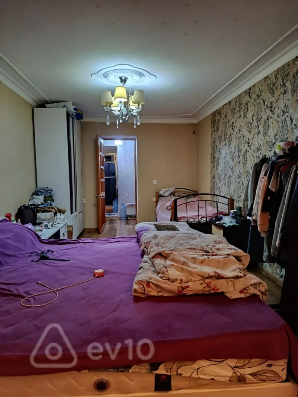 Satılır 3 otaqlı köhnə tikili 75 m²