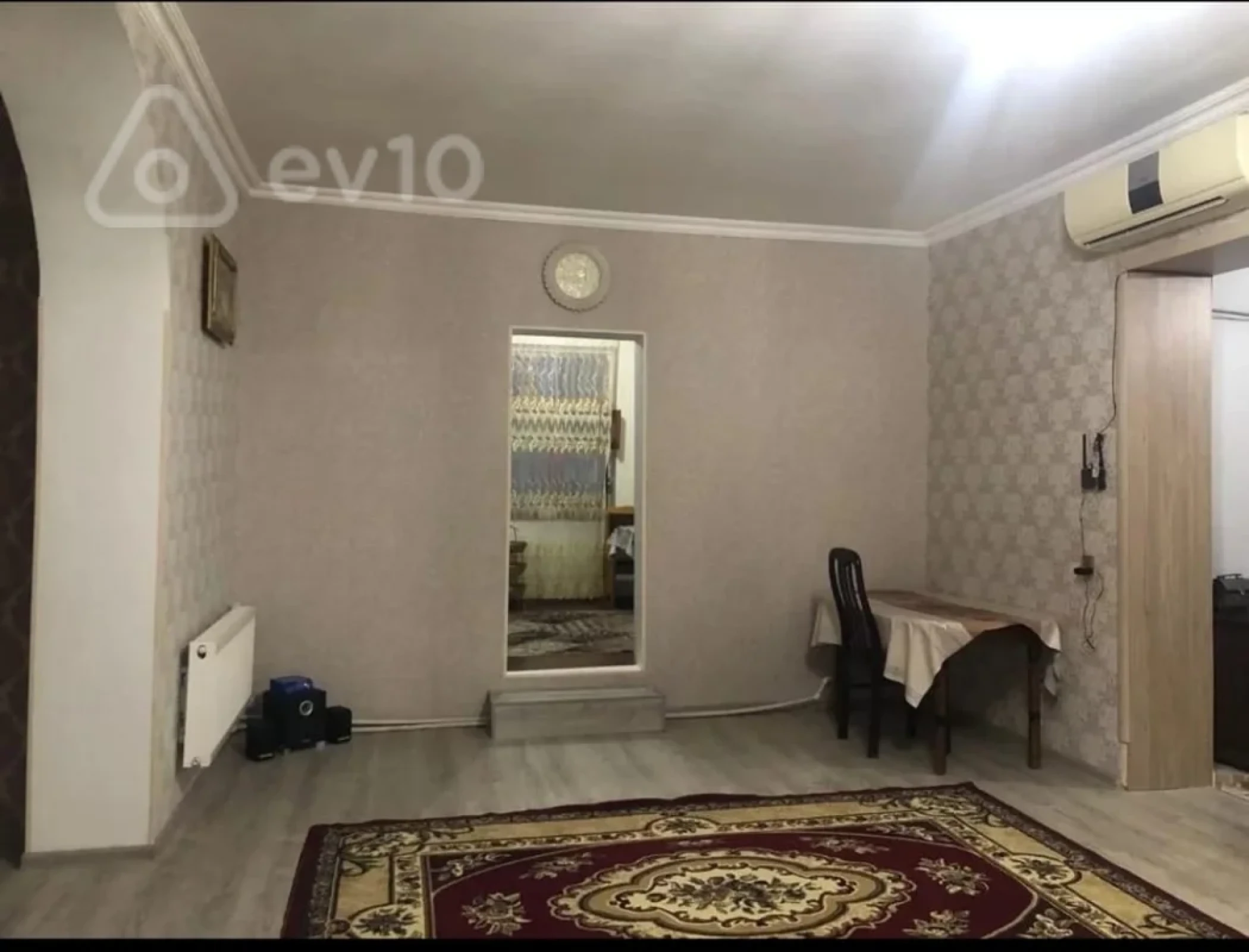 Satılır 7 otaqlı həyət evi 200 m²