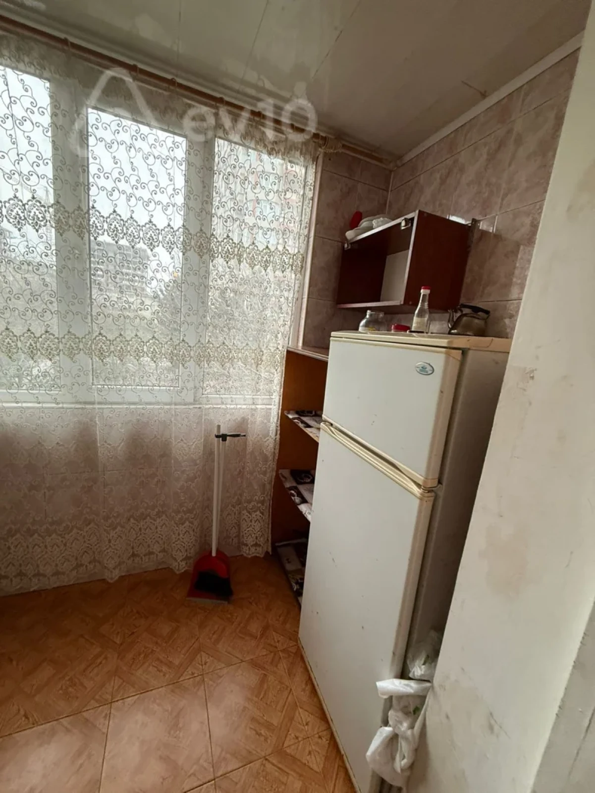 Satılır 2 otaqlı köhnə tikili 40 m²