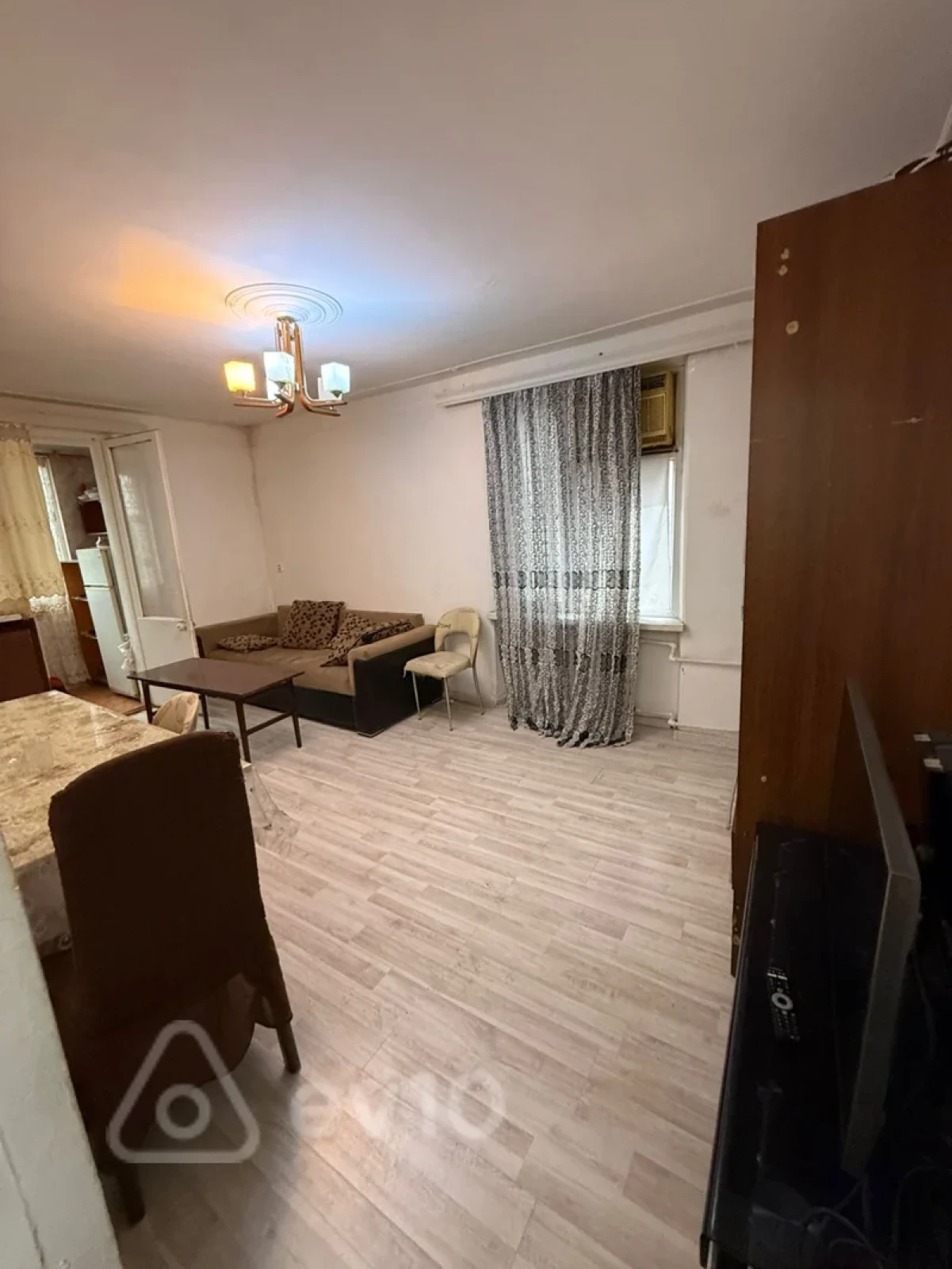 Satılır 2 otaqlı köhnə tikili 40 m²