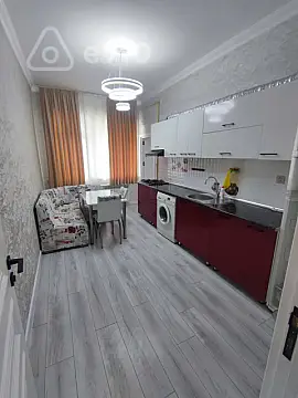 Kirayə verilir 3 otaqlı yeni tikili 94 m²