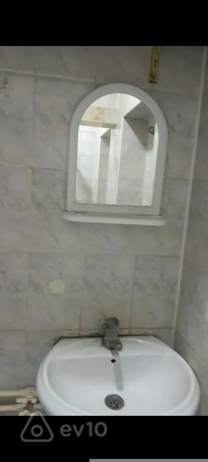 Kirayə verilir 1 otaqlı yeni tikili 30 m²