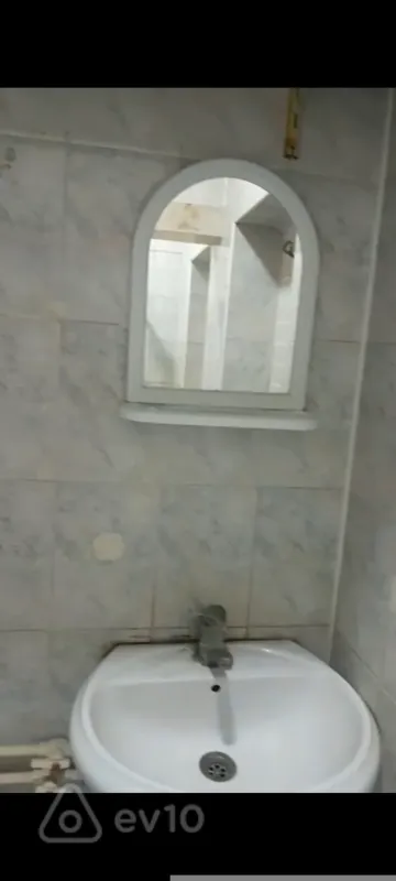 Kirayə verilir 1 otaqlı yeni tikili 30 m²