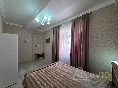 Kirayə verilir 2 otaqlı yeni tikili 70 m²