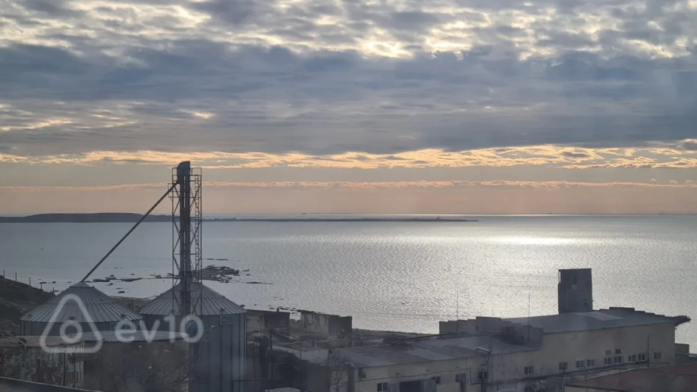 Kirayə verilir 3 otaqlı yeni tikili 110 m²