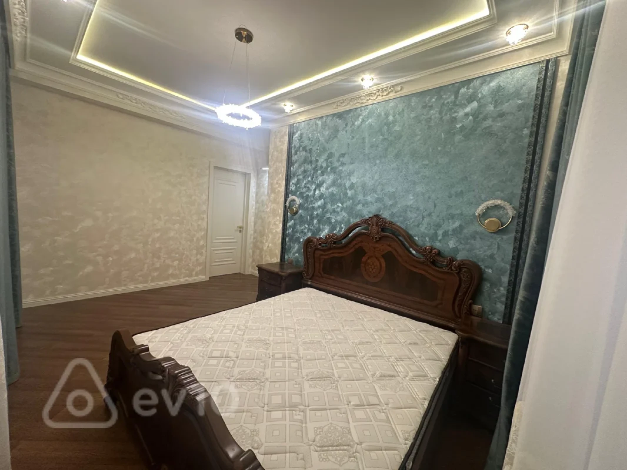 Kirayə verilir 3 otaqlı yeni tikili 110 m²