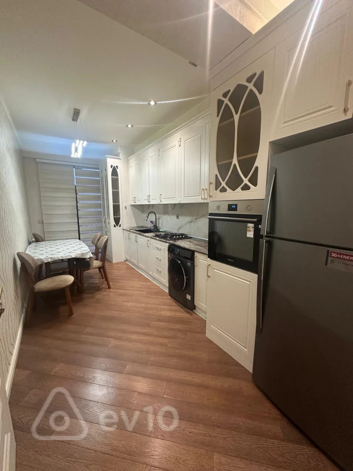 Kirayə verilir 3 otaqlı yeni tikili 110 m²