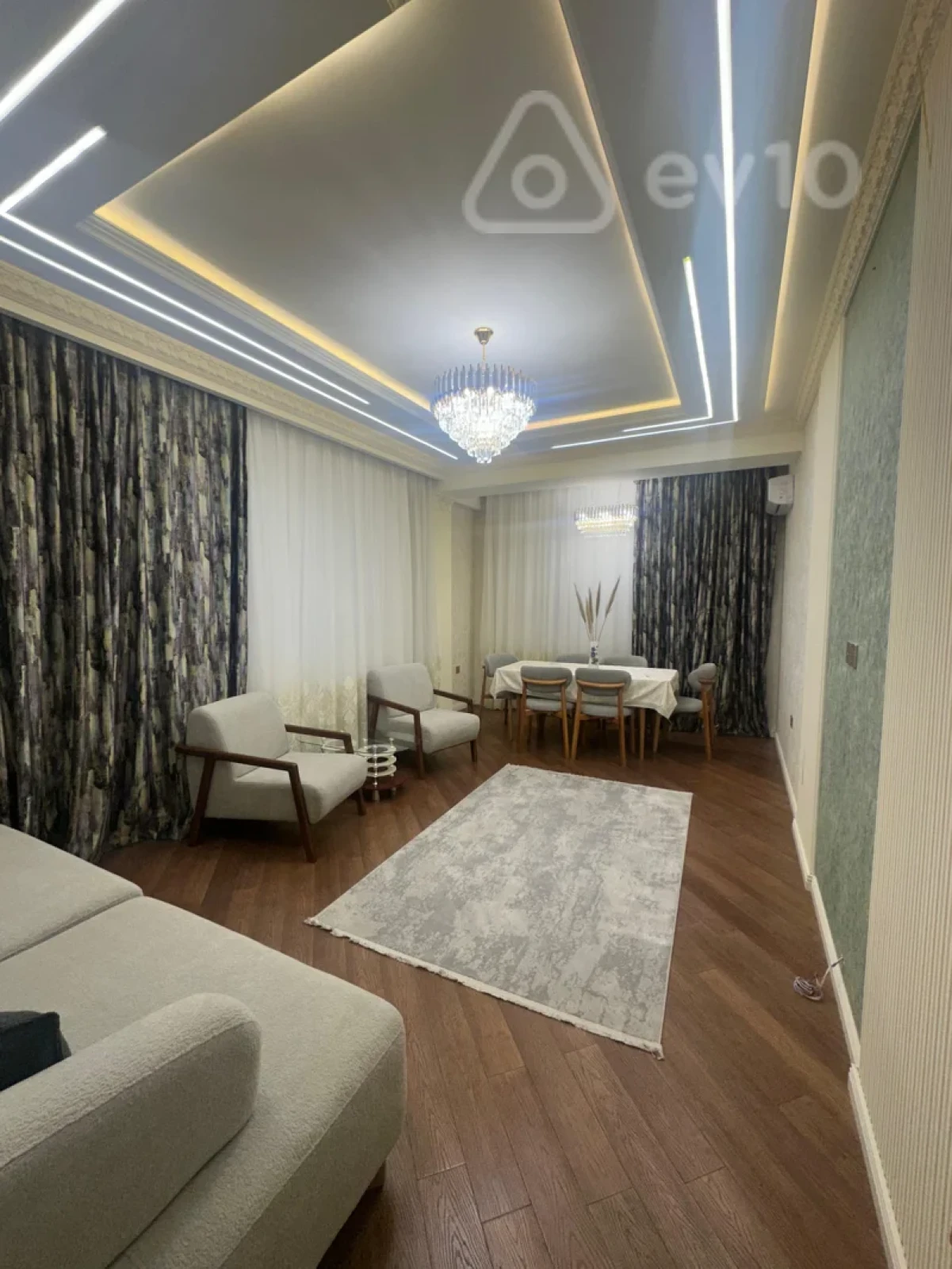 Kirayə verilir 3 otaqlı yeni tikili 110 m²