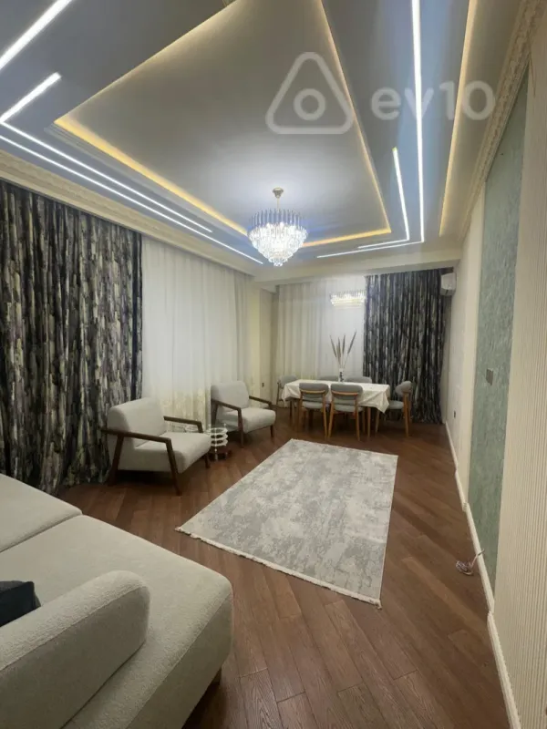 Kirayə verilir 3 otaqlı yeni tikili 110 m²
