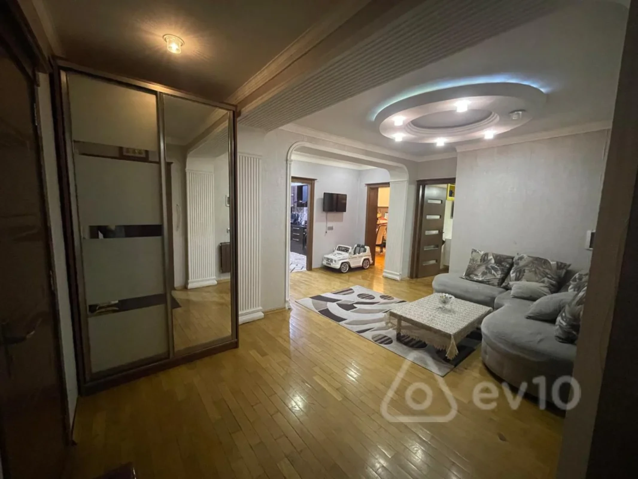 Satılır 3 otaqlı yeni tikili 103 m²
