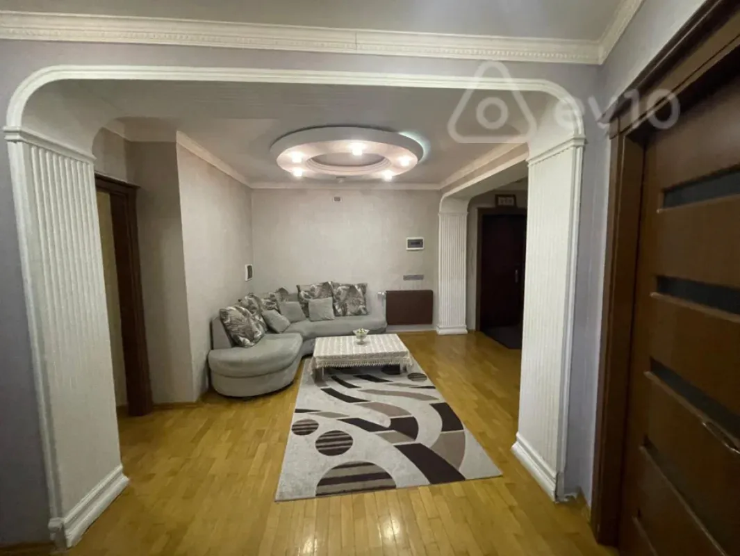 Satılır 3 otaqlı yeni tikili 103 m²