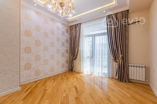 Satılır 3 otaqlı yeni tikili 102 m²