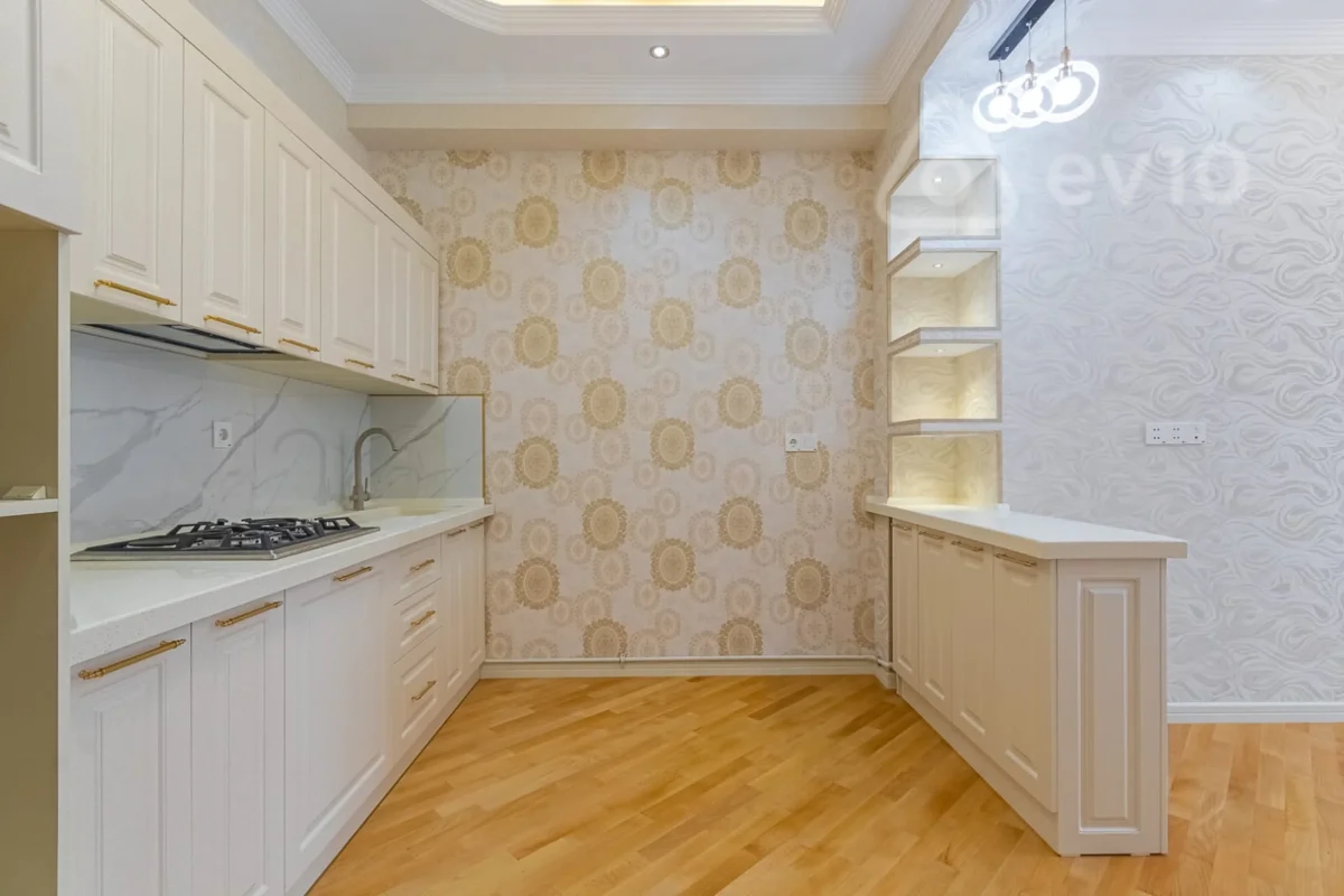 Satılır 3 otaqlı yeni tikili 102 m²