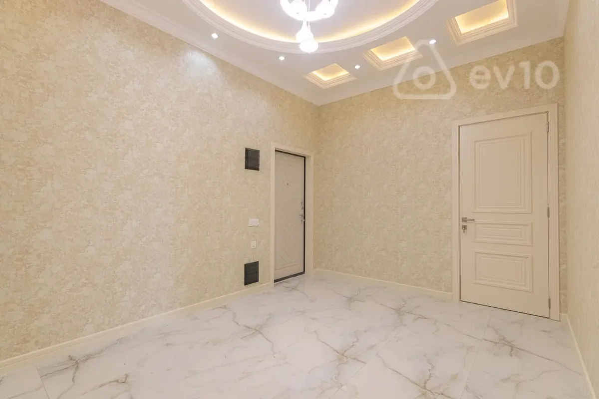 Satılır 3 otaqlı yeni tikili 102 m²