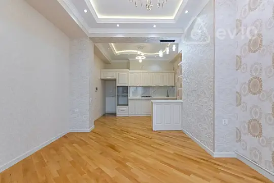Satılır 3 otaqlı yeni tikili 102 m²