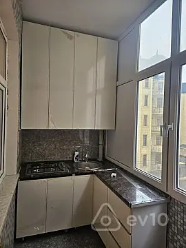 Kirayə verilir 2 otaqlı yeni tikili 55 m²