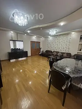 Kirayə verilir 3 otaqlı yeni tikili 140 m²