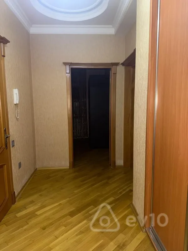 Kirayə verilir 2 otaqlı yeni tikili 55 m²
