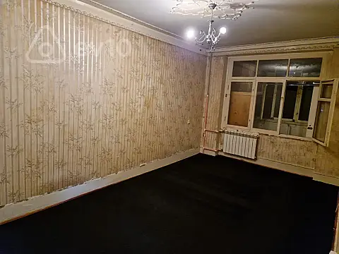 Kirayə verilir 3 otaqlı köhnə tikili 95 m²