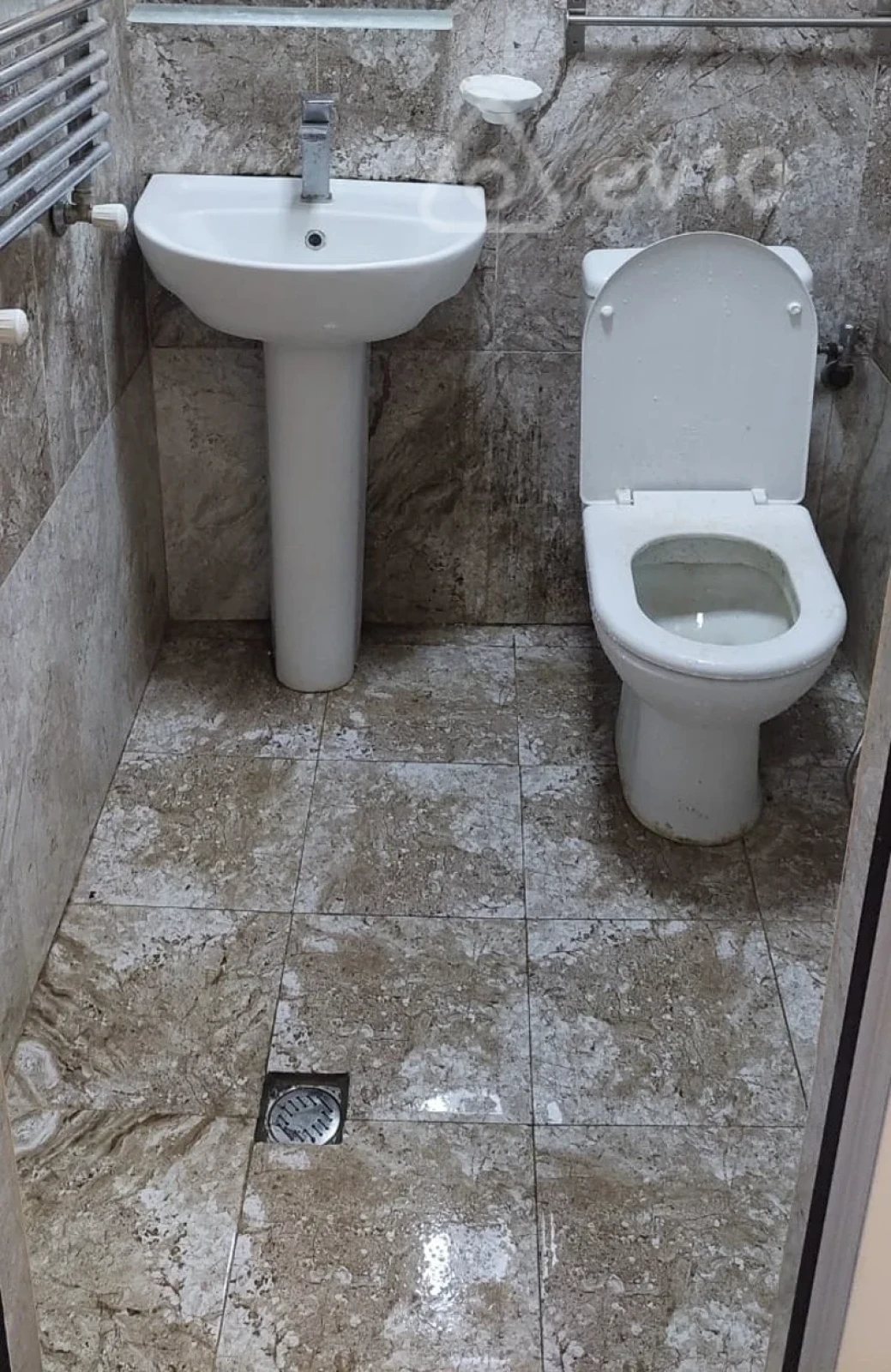 Kirayə verilir 2 otaqlı həyət evi 50 m²