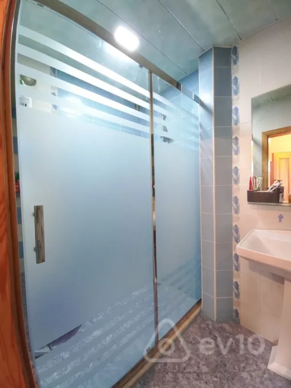 Kirayə verilir 2 otaqlı yeni tikili 56 m²