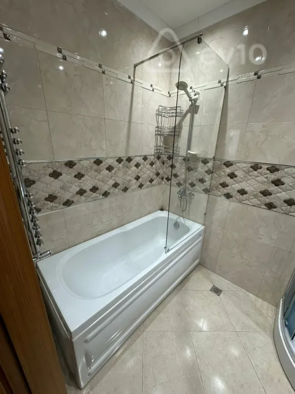 Kirayə verilir 3 otaqlı yeni tikili 100 m²