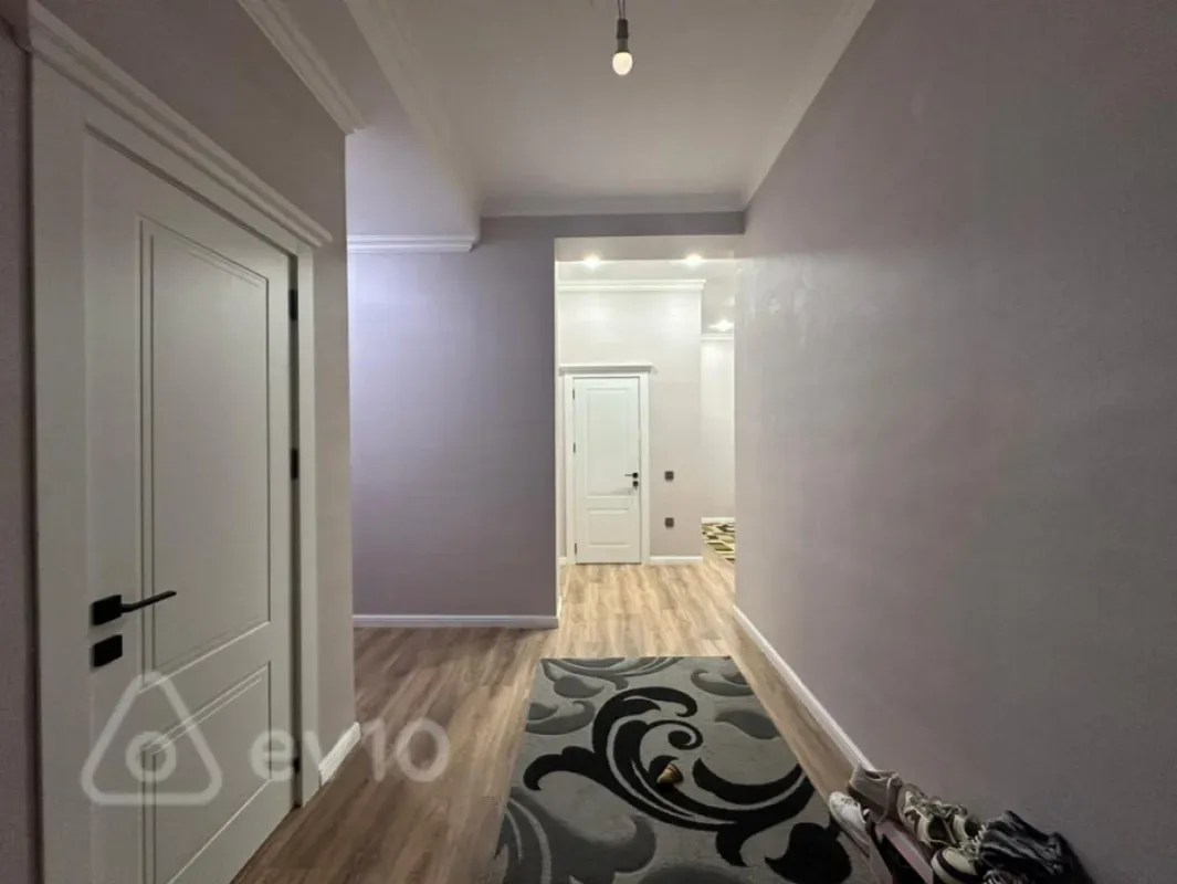 Satılır 3 otaqlı yeni tikili 105 m²