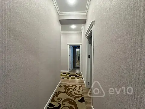 Satılır 3 otaqlı yeni tikili 105 m²