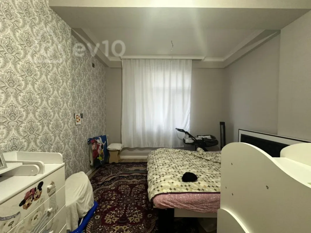 Satılır 3 otaqlı yeni tikili 105 m²