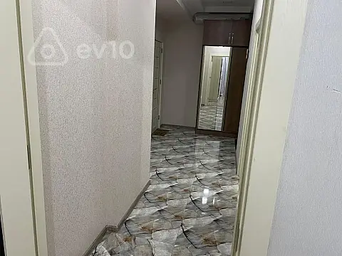 Kirayə verilir 3 otaqlı yeni tikili 100 m²