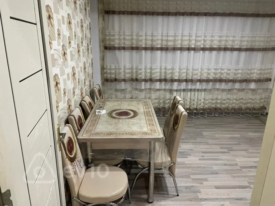 Kirayə verilir 3 otaqlı yeni tikili 100 m²