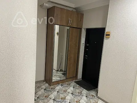 Kirayə verilir 3 otaqlı yeni tikili 100 m²