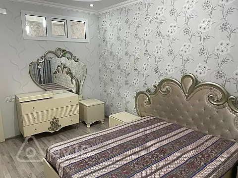 Kirayə verilir 3 otaqlı yeni tikili 100 m²