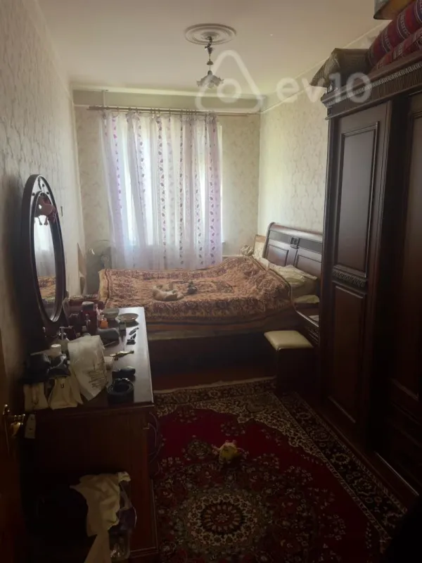 Kirayə verilir 2 otaqlı köhnə tikili 45 m²