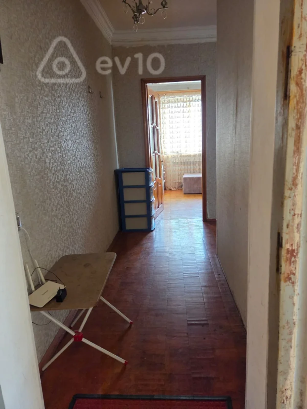 Satılır 2 otaqlı köhnə tikili 45 m²